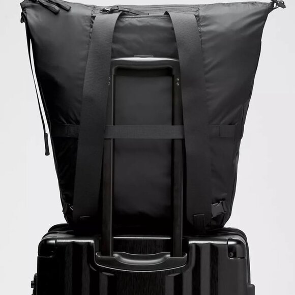 Lululemon Packable Convertible Backpack Tote Bag 30L Black, BNWT - Picture 6 of 7